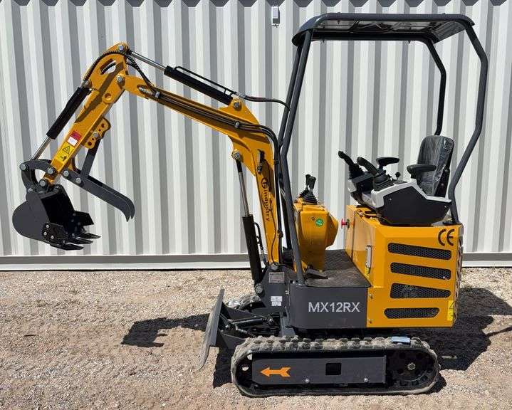 CFG MX12RX Mini Excavator image