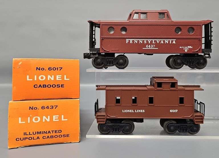 Two Mint Lionel Postwar O Cabooses in Original Boxes image