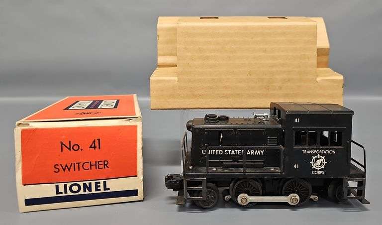 Lionel Postwar O 41 US Army Switcher in Original Box image