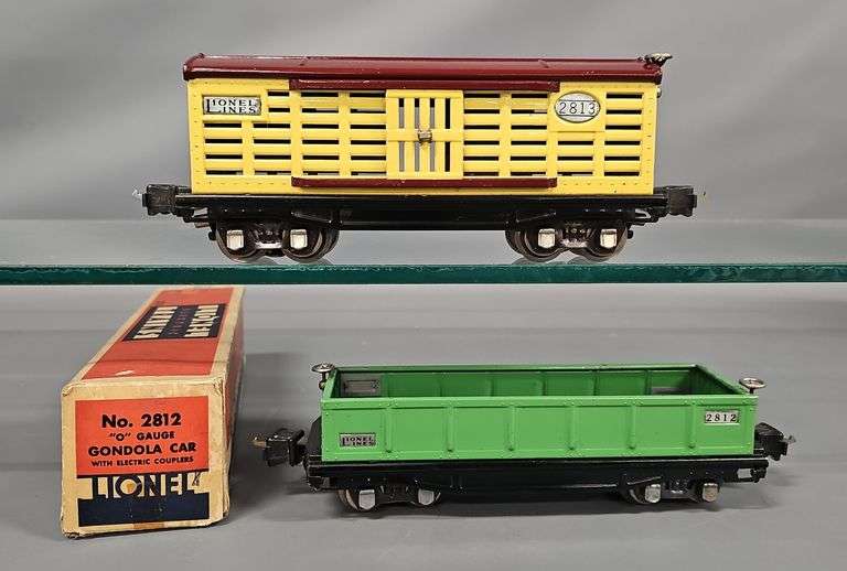 Lionel Prewar O Gauge 2812 Gondola and 2813 Stock Car with OB image