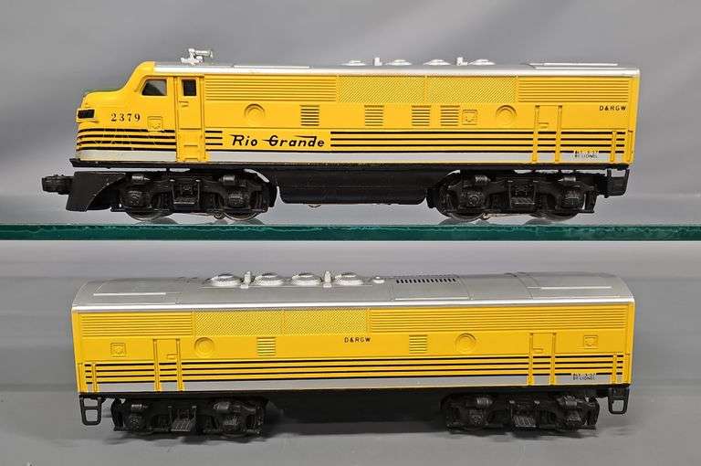 Lionel Postwar O 2379 Denver & Rio Grande F3 Diesel Locomotive AB Set image