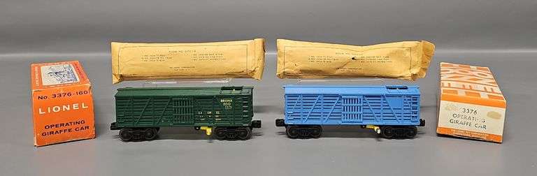 Two Lionel Postwar O 3376 Operating Giraffe Cars in Original Boxes image