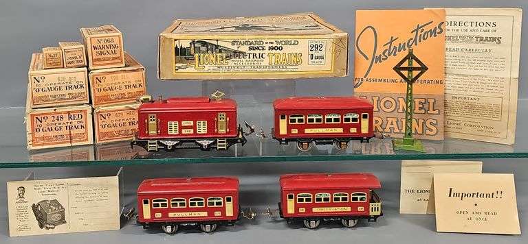 Boxed Lionel Prewar O gauge 292 Electric Passenger Set image