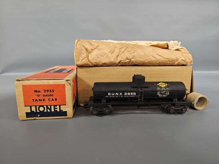 Lionel Prewar O Gauge Semi-scale 2955 O Gauge Sunoco Tank Car in Original Box image