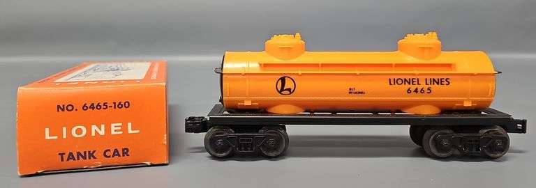 Mint Lionel Postwar O 6465-160 Tank Car in Original Box image