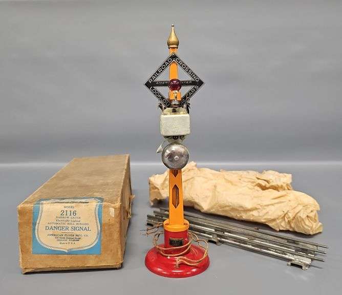 American Flyer Prewar Narrow Gauge 2116 Automatic Bell Ringing Danger Signal in Original Box image
