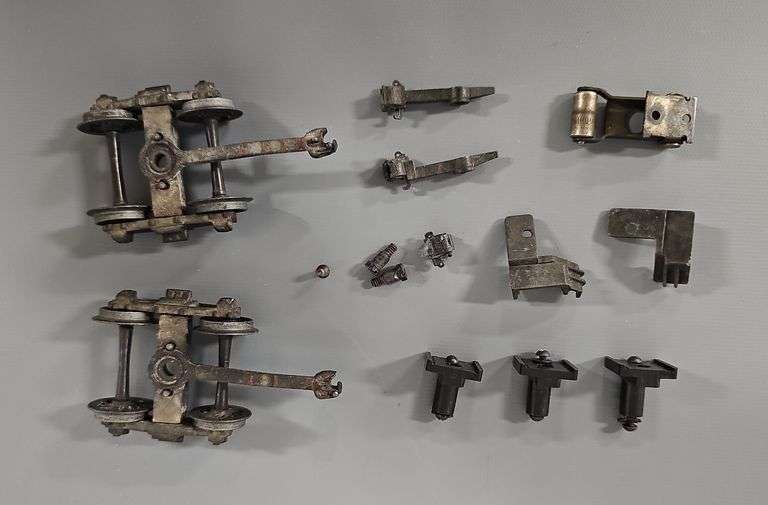 Lionel Prewar O Scale replacement trucks and screws etc image