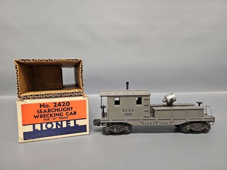 Lionel Postwar O 2420 Searchlight Wrecking Car in Original Box image