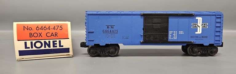 Unrun Lionel Postwar O type IV Purple 6464-475 Boston & Maine Box Car in Original Box image