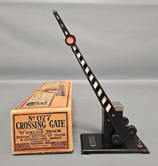 Lionel Prewar O Gauge 077 Crossing Gate in Original Box image