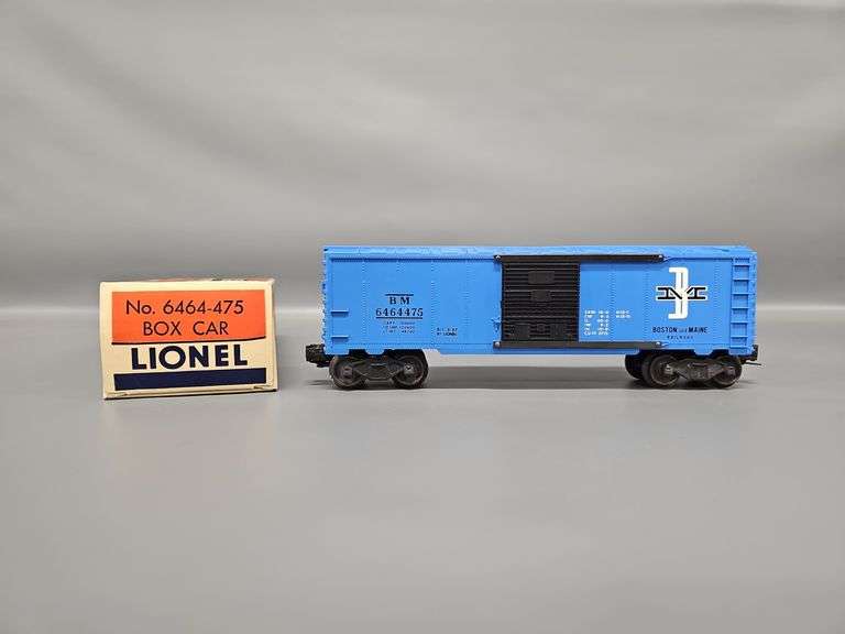Unrun Lionel Postwar O type III 6464-475 Boston & Maine Box Car in Original Box image