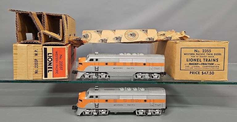 Gorgeous Lionel Postwar O 2355 Western Pacific F3 Diesel Locomotive AA Set in Master Carton image
