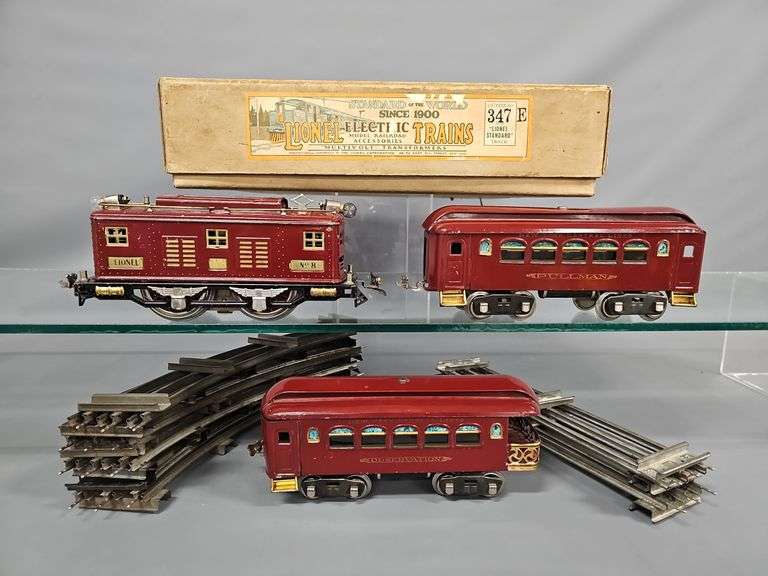 Fantastic Lionel Prewar Standard Gauge 350 Maroon Passenger Set with Wrong Box image