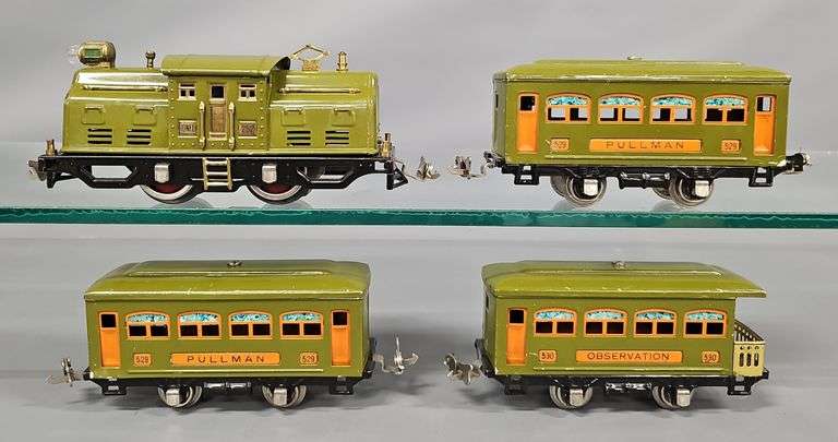 Lionel Prewar O Gauge Pea green Electric Passenger Set with 252 529 529 530 image