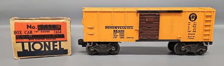 Lionel Postwar O 2454 Pennsylvania Box Car with Brown Door in Original Box image