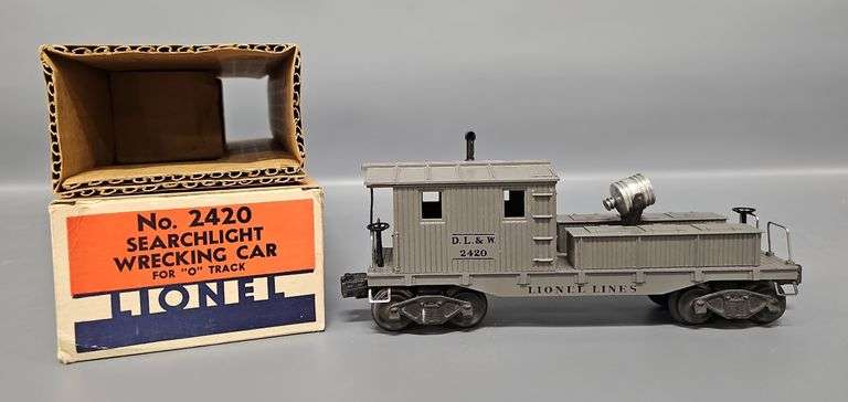 Lionel Postwar O 2420 Searchlight Wrecking Car in Original Box image