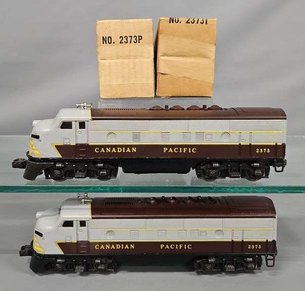 Lionel Postwar O Canadian Pacific 2373 F3 Diesel Locomotive AA Original Boxes image