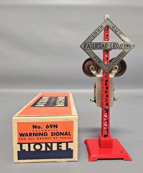 Lionel Prewar Standard Gauge Red / Gunmetal 69N Automatic Warning Signal in Original Box image