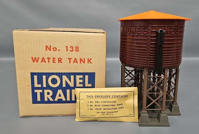 Mint Lionel Postwar O 138 Water Tank in Original Box image