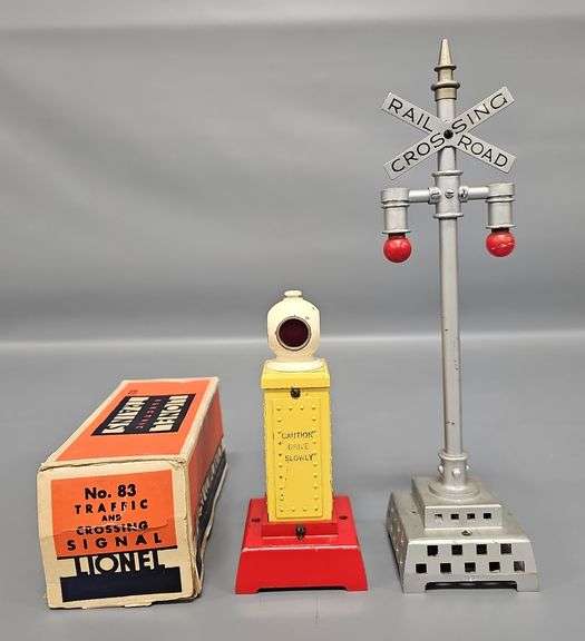 Lionel Prewar Standard Gauge 83 Traffic Crossing Signal and 79 Flashing Signal image