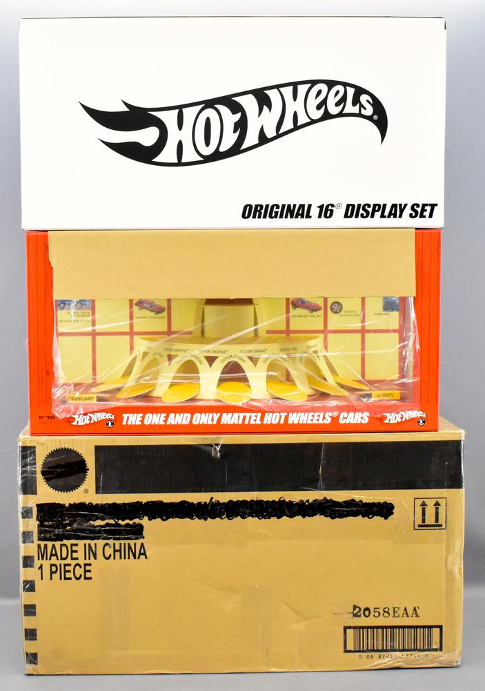 Hot Wheels Redline club cars, Redlines plus comic collection featured photo 1
