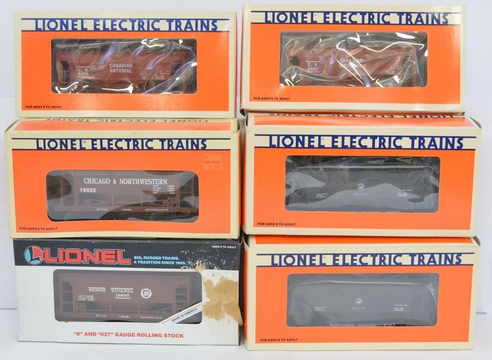 Six Lionel O gauge ore cars mint in original box