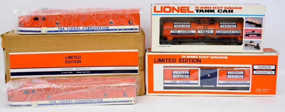 Hudson Products Lionel O gauge F-3 AA shells box car and tank car MINT