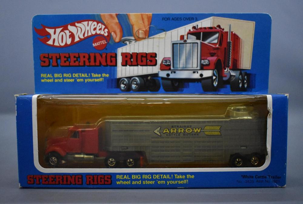 Hot Wheels Steering Rigs no. 3435 White Arrow Cattle Trailer in original box