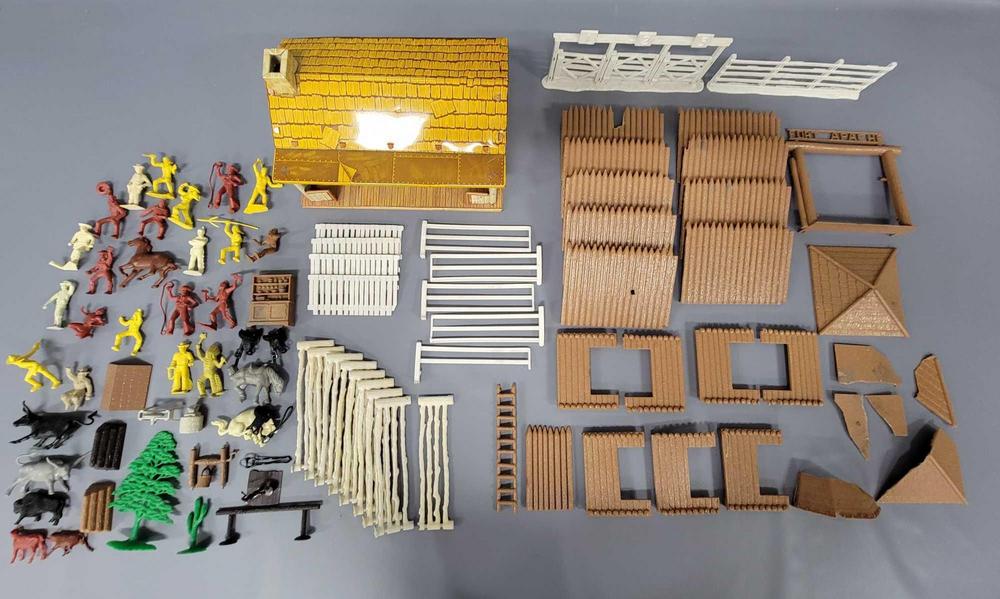 Marx group of Western Playset figures, cabin, fences, Fort Apache sign, etc