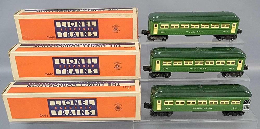 Postwar Lionel O gauge 2440 2440 2441 passenger cars in original boxes