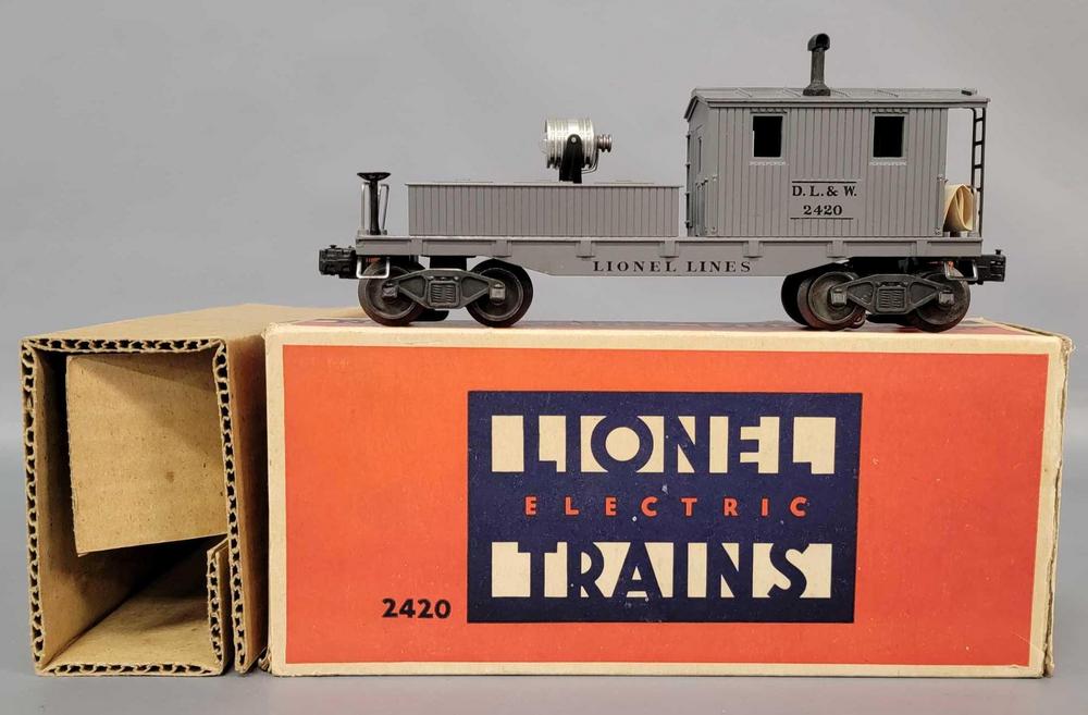 Postwar Lionel O gauge 2420 searchlight wrecking car in original box with insert