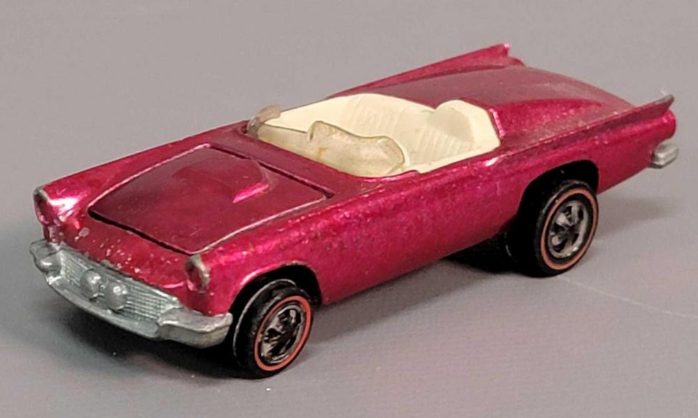 Hot Wheels Redline Rose Classic 57 'Bird