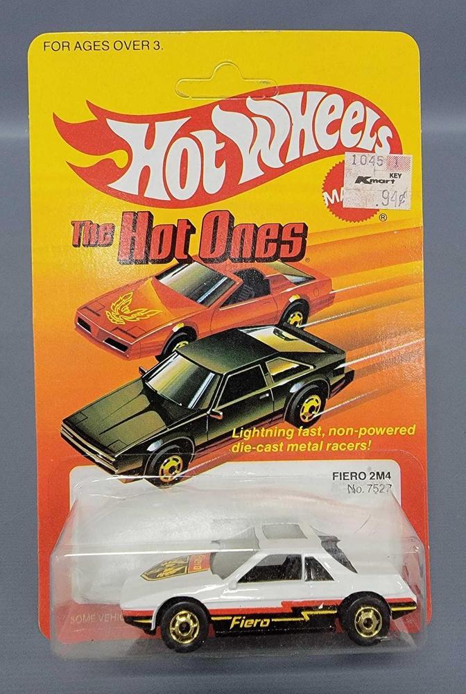 Hot Wheels Hot Ones Fiero 2M4 on blister card 7527