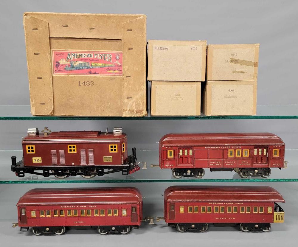 Nice Boxed American Flyer wide gauge 1433 All American electric passenger set