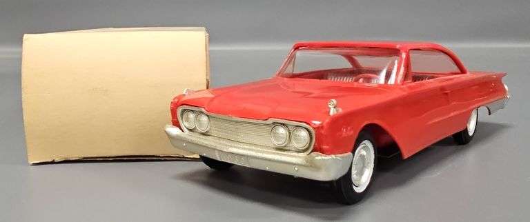 1960 AMT Ford Starliner Friction promo car in original box image