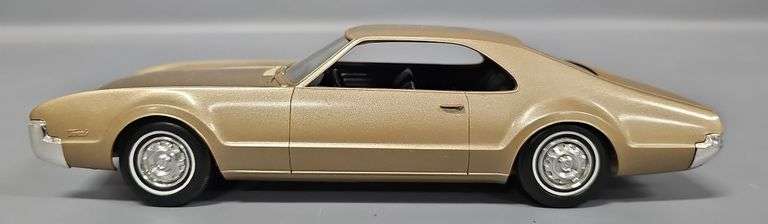 1966 Jo-Han Oldsmobile Toronado Coaster promo car image