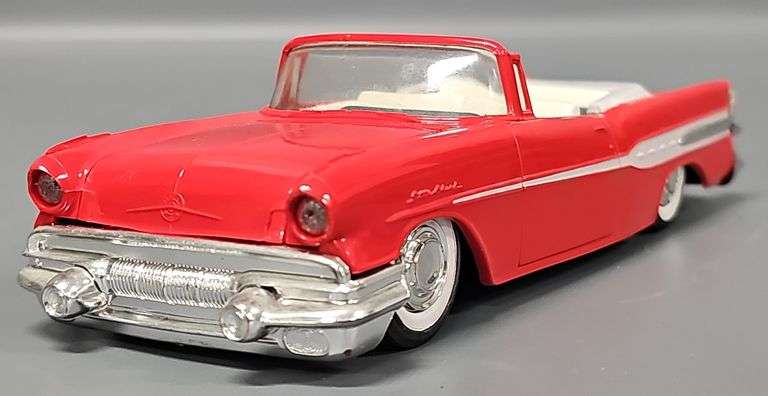 1957 Pontiac Star Chief Convertible Friction promo car image