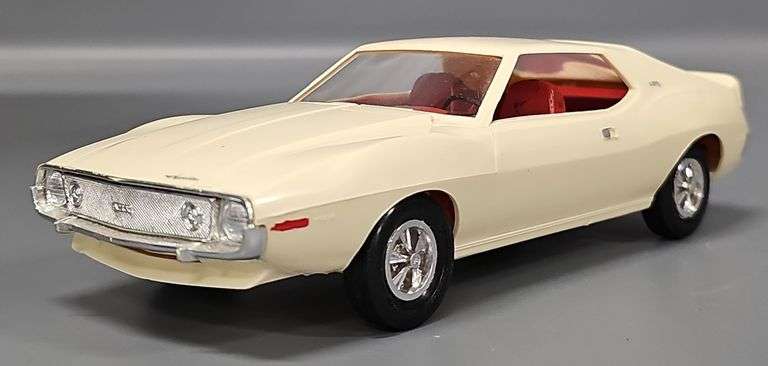 Snow White Jo-Han 1972 Javelin AMX Coaster promo car image