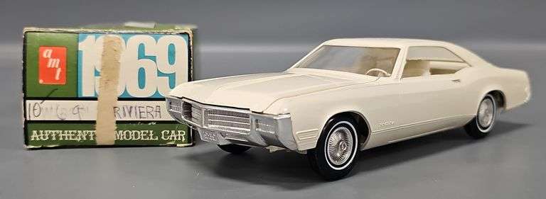 1969 AMT Buick Riviera Coaster promo car in original box image