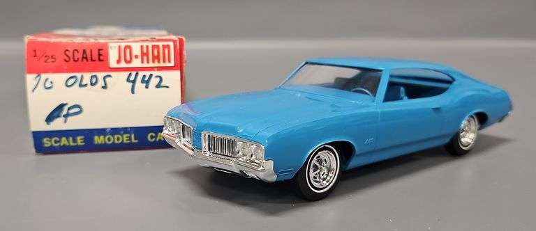 Jo-Han 1/25 Scale 1970 Olds 442 Coaster promo car image