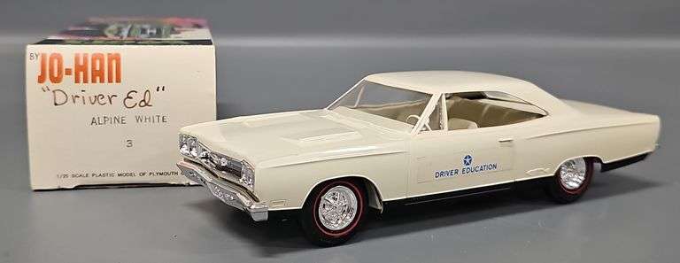 Jo-Han "Driver Ed" 1969 Plymouth GTX 1/25 Scale Promo car in original box image