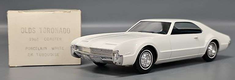 1966 Jo-Han Oldsmobile Toronado Coaster promo car  in original box Porcelain White image