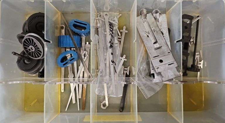 Prewar and or Postwar Lionel Parts from the Train Tender Jim Collection