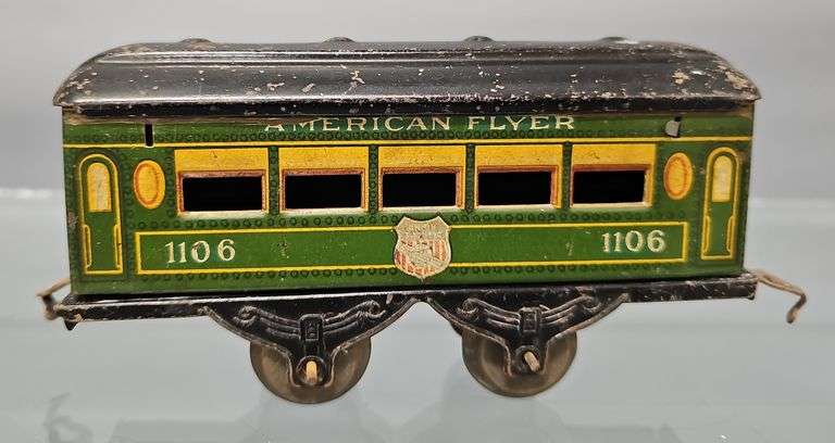 American Flyer prewar O 1106 Union Pacific Passenger car