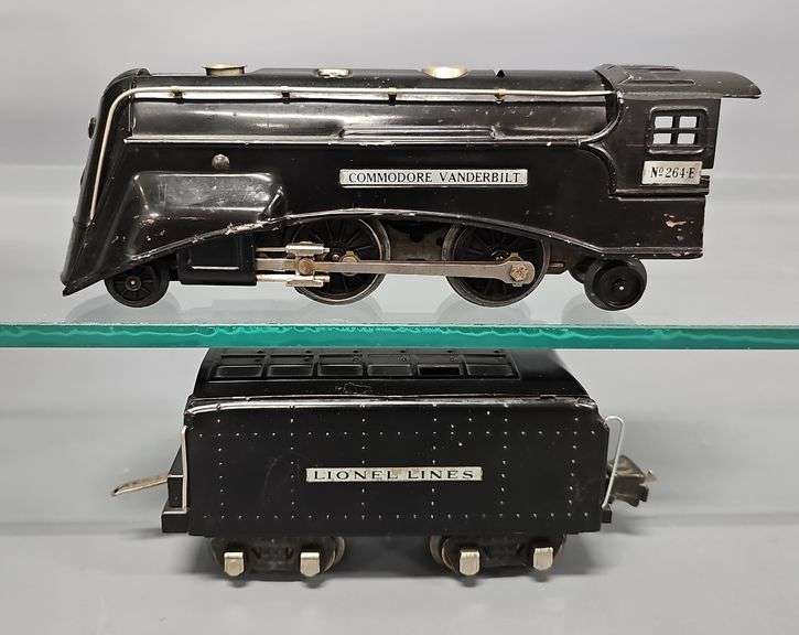 Lionel prewar O gauge 264E Commodore Vanderbilt steam locomotive with tender