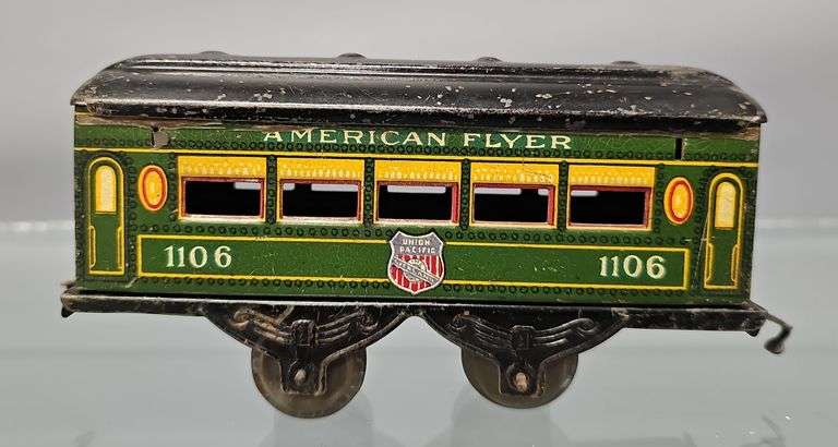 American Flyer prewar O 1106 Union Pacific Passenger car
