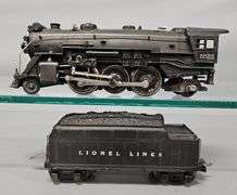 Lionel prewar O gauge 225 steam locomotive with tender