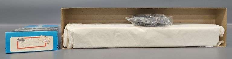 Four Con-Cor HO Scale Southern 10/6 sleeper passenger car kits in original boxes