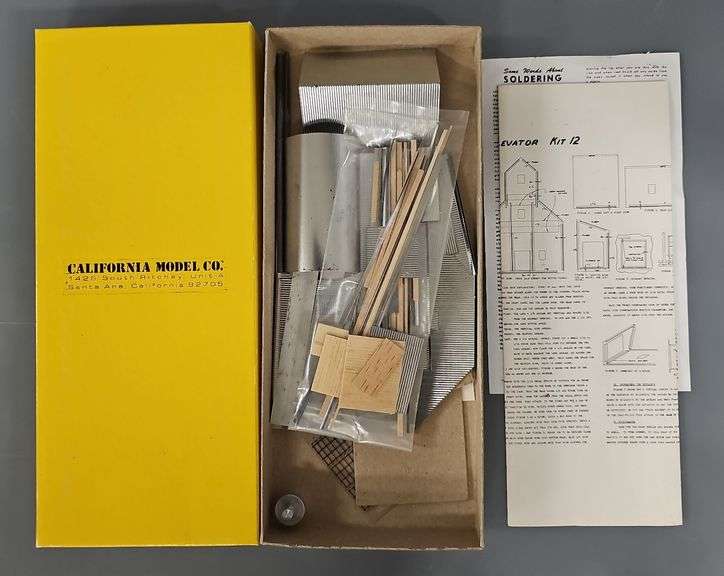 Three HO Scale craftsman kits in original boxes