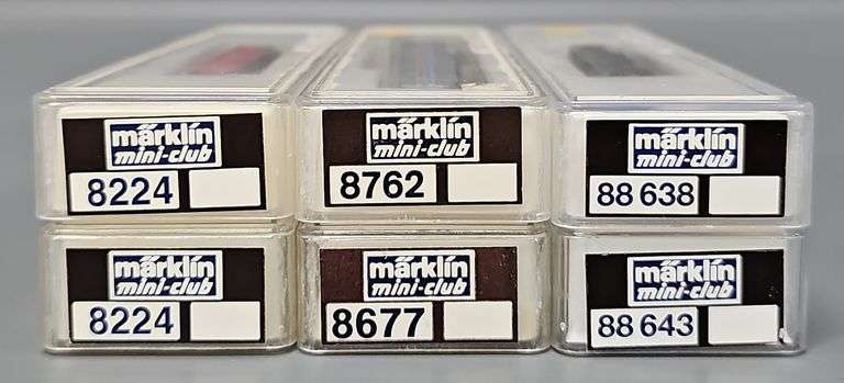 Six Marklin Mini-Club Z Scale Freight Cars